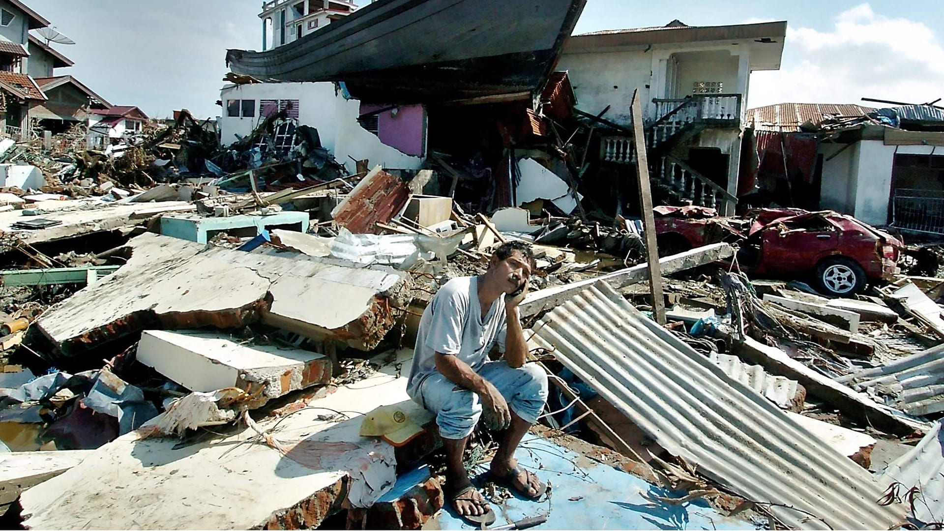 Algunos barcos arrastrados por el tsunami han sido conservados, como este en Banda Aceh